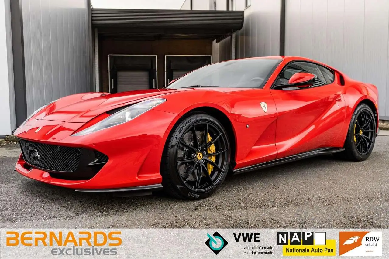 Photo 1 : Ferrari 812 2019 Petrol