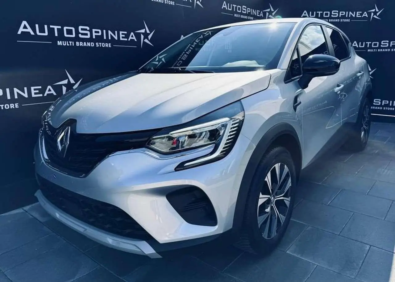 Photo 1 : Renault Captur 2022 GPL