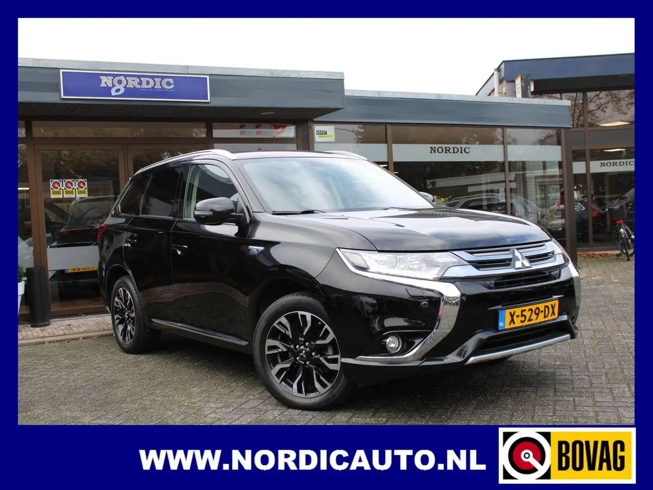 Photo 1 : Mitsubishi Outlander 2017 Hybride