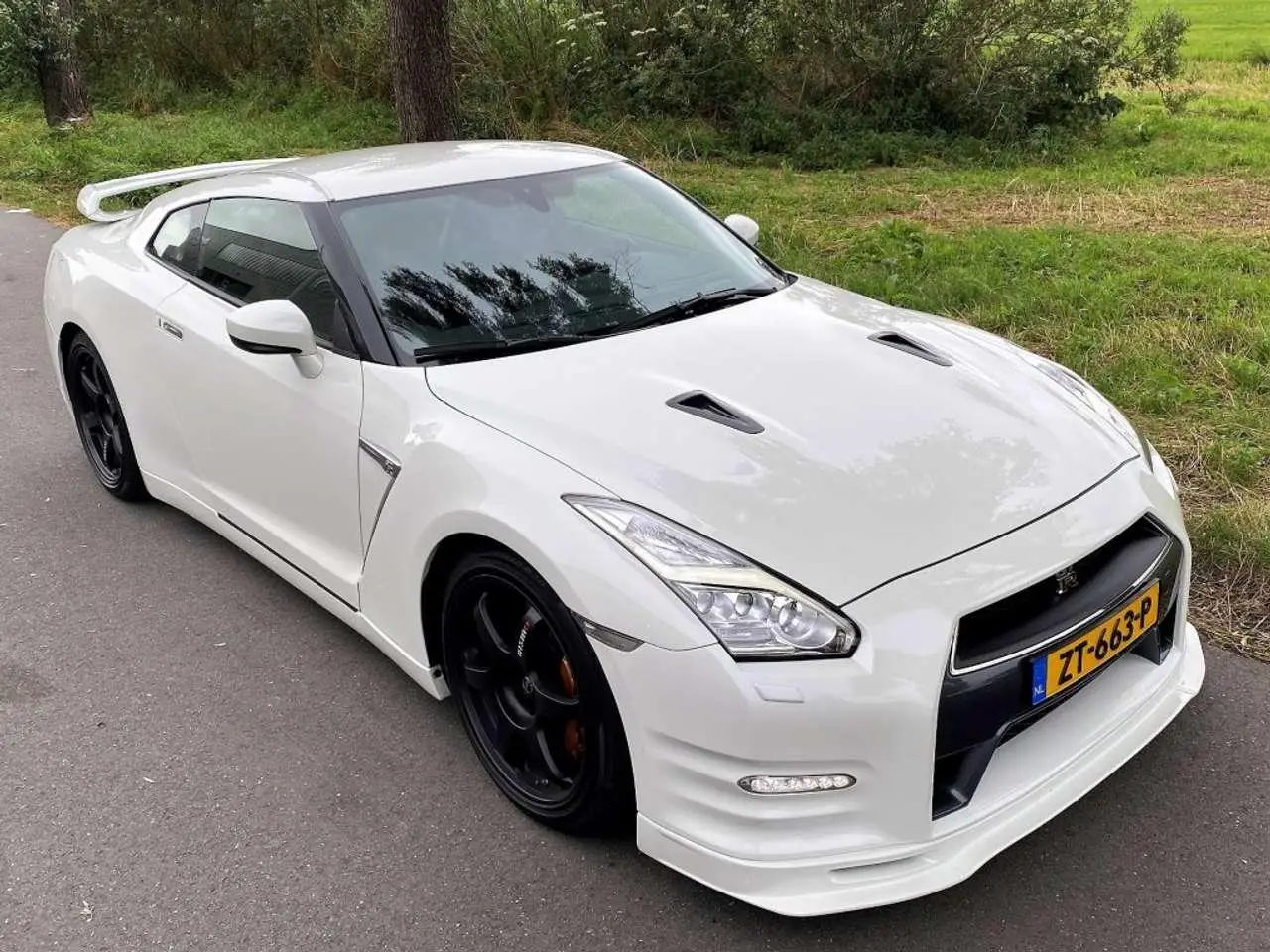 Photo 1 : Nissan Gt-r 2016 Petrol