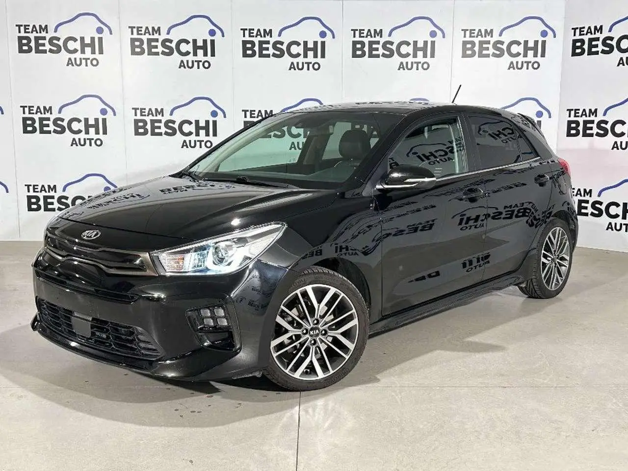 Photo 1 : Kia Rio 2019 Essence