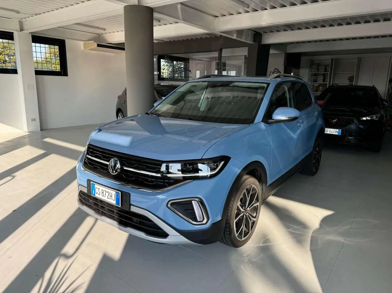 Photo 1 : Volkswagen T-cross 2024 Essence