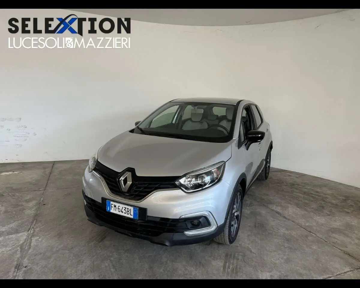 Photo 1 : Renault Captur 2017 Diesel