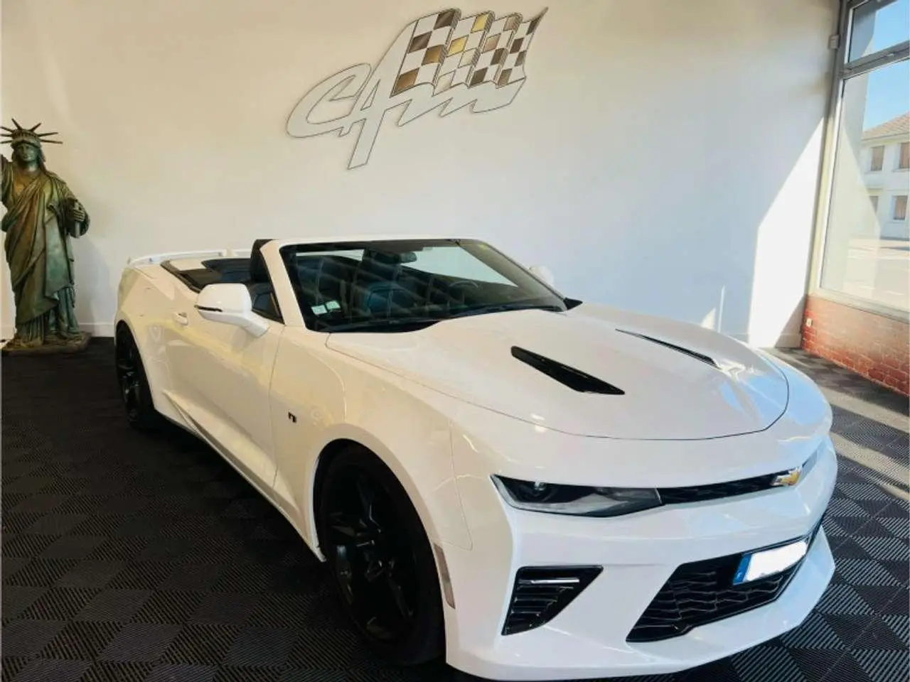 Photo 1 : Chevrolet Camaro 2018 Petrol