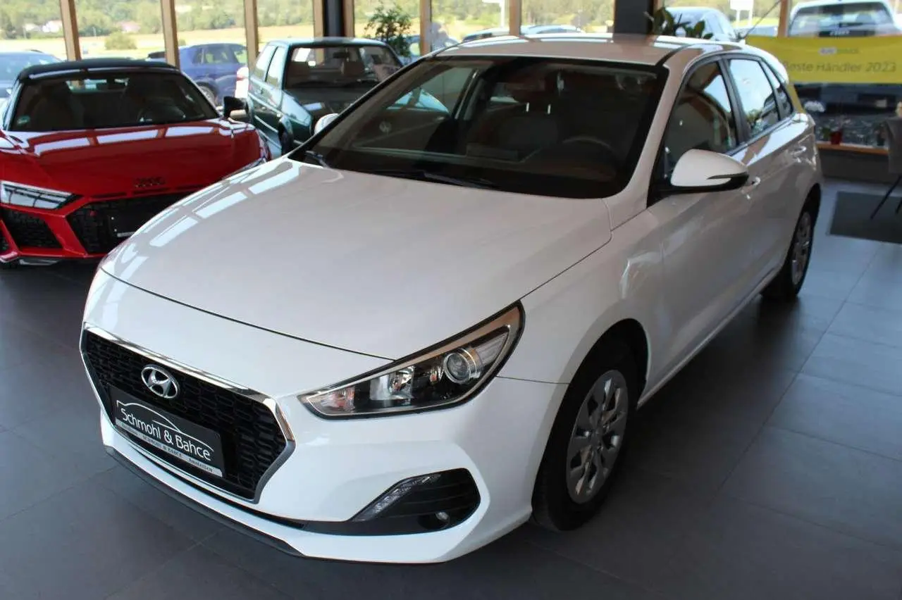 Photo 1 : Hyundai I30 2019 Petrol