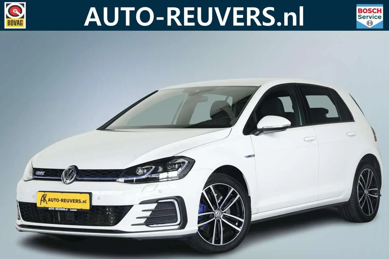 Photo 1 : Volkswagen Golf 2020 Hybride