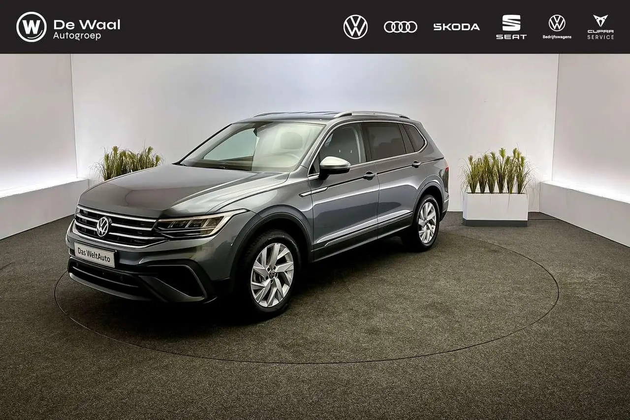 Photo 1 : Volkswagen Tiguan 2022 Petrol