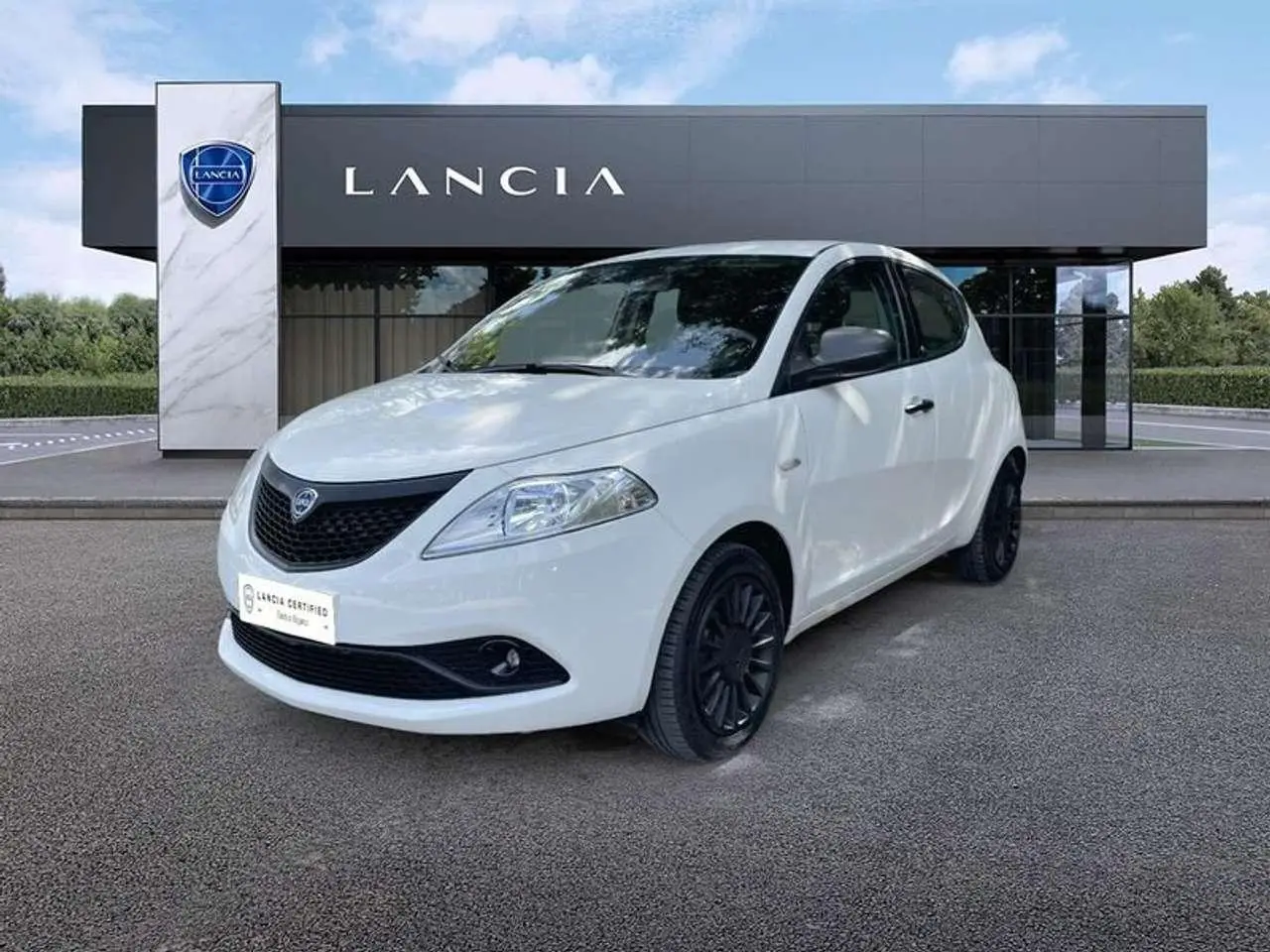 Photo 1 : Lancia Ypsilon 2018 Petrol