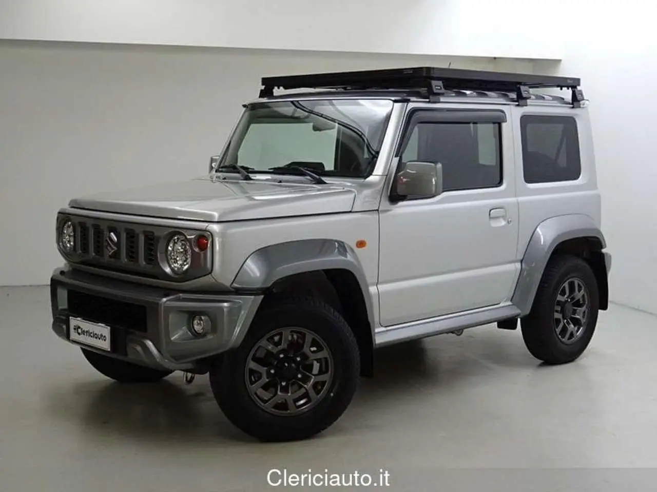 Photo 1 : Suzuki Jimny 2021 Petrol