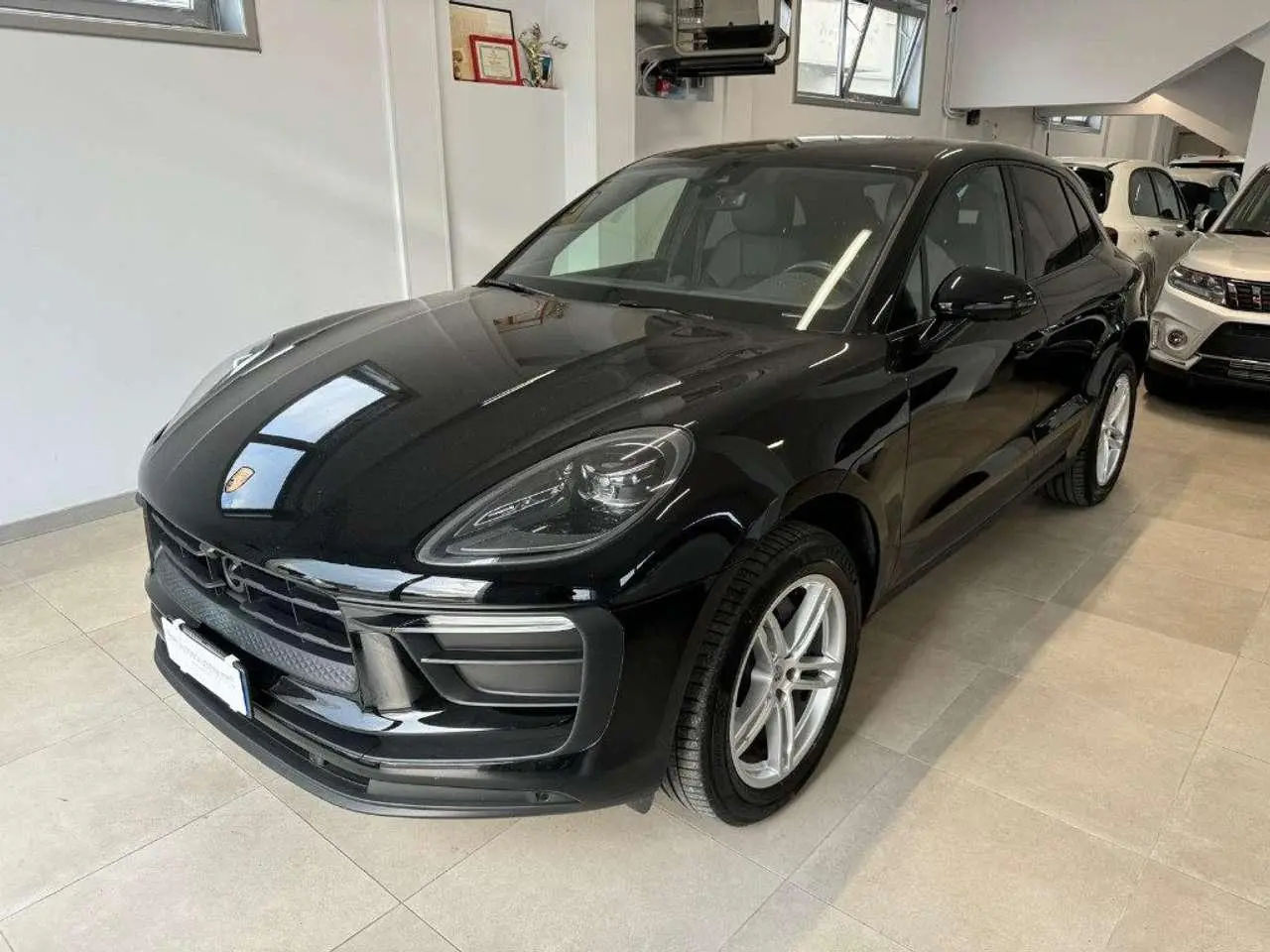 Photo 1 : Porsche Macan 2022 Essence