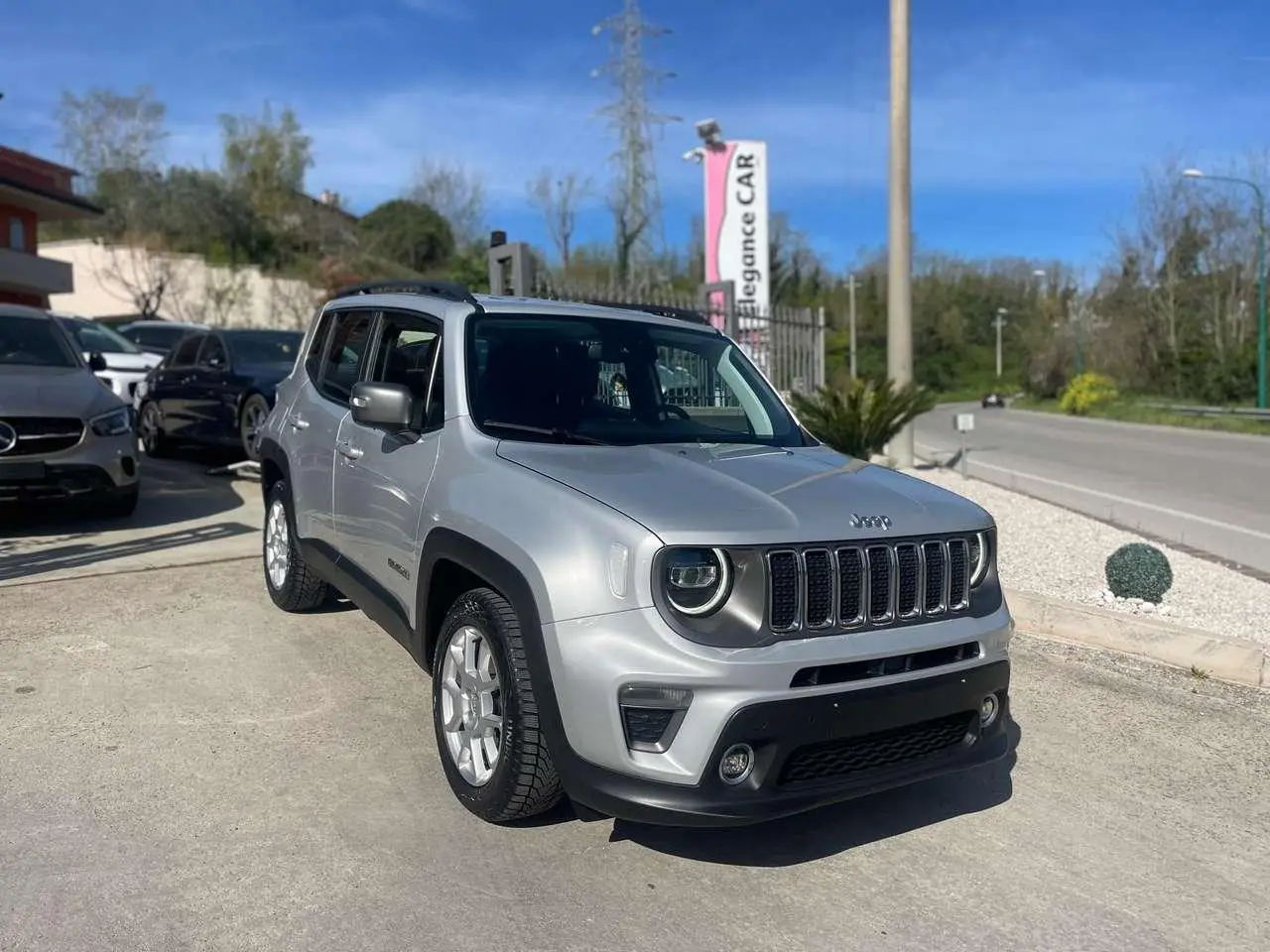 Photo 1 : Jeep Renegade 2020 Diesel