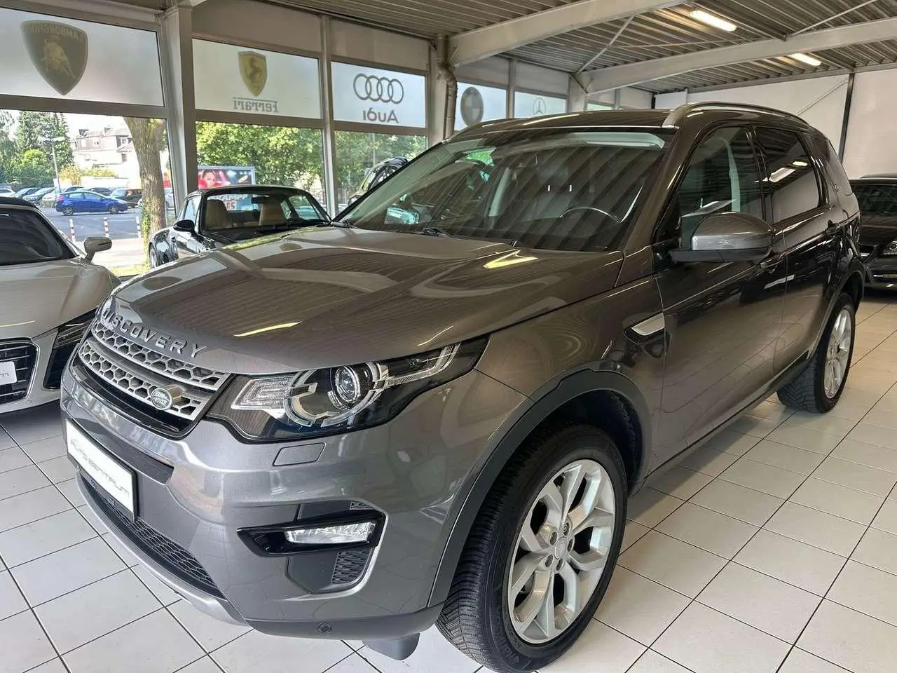 Photo 1 : Land Rover Discovery 2018 Diesel