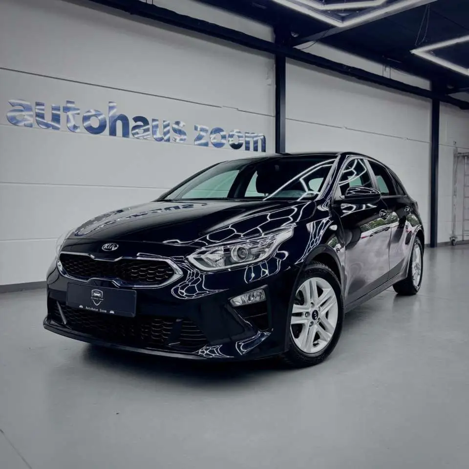 Photo 1 : Kia Ceed 2021 Essence