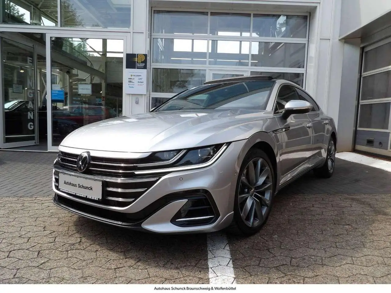 Photo 1 : Volkswagen Arteon 2023 Essence