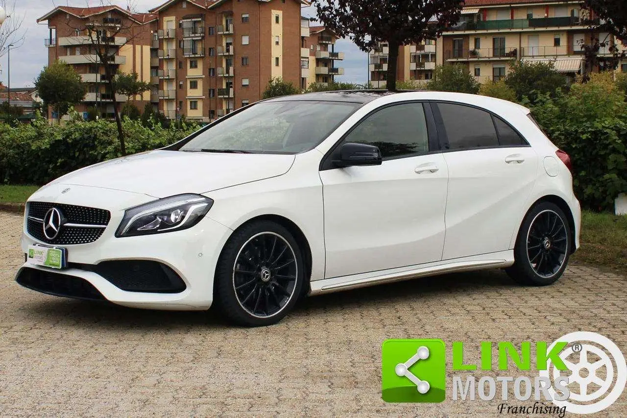 Photo 1 : Mercedes-benz Classe A 2018 Petrol