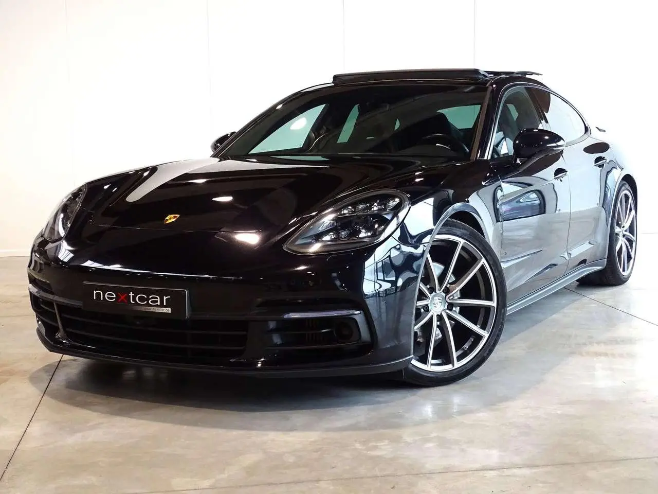 Photo 1 : Porsche Panamera 2019 Essence