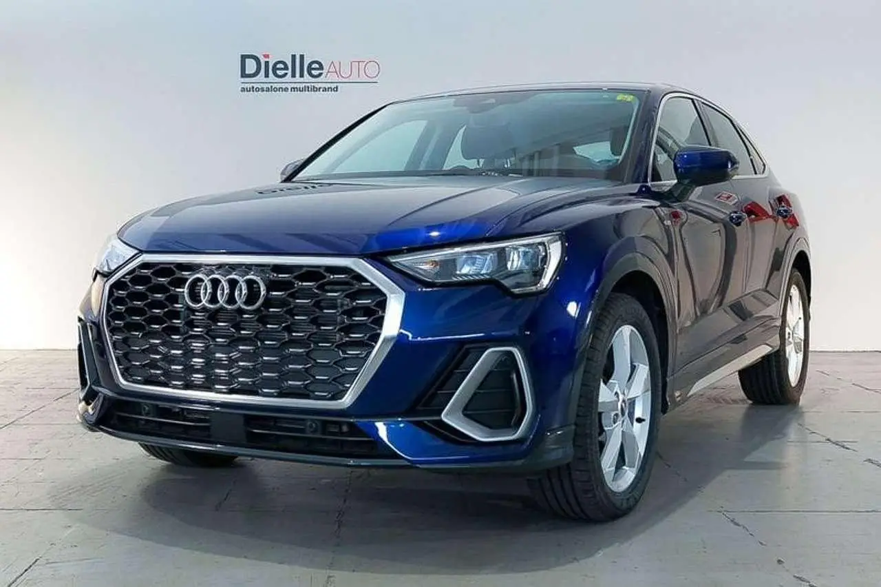 Photo 1 : Audi Q3 2023 Diesel