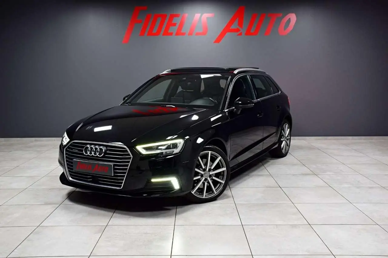 Photo 1 : Audi A3 2020 Hybride