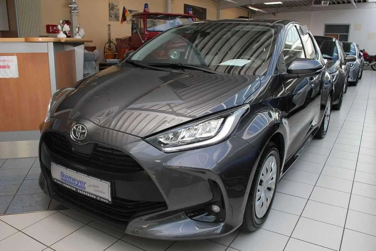 Photo 1 : Toyota Yaris 2021 Essence