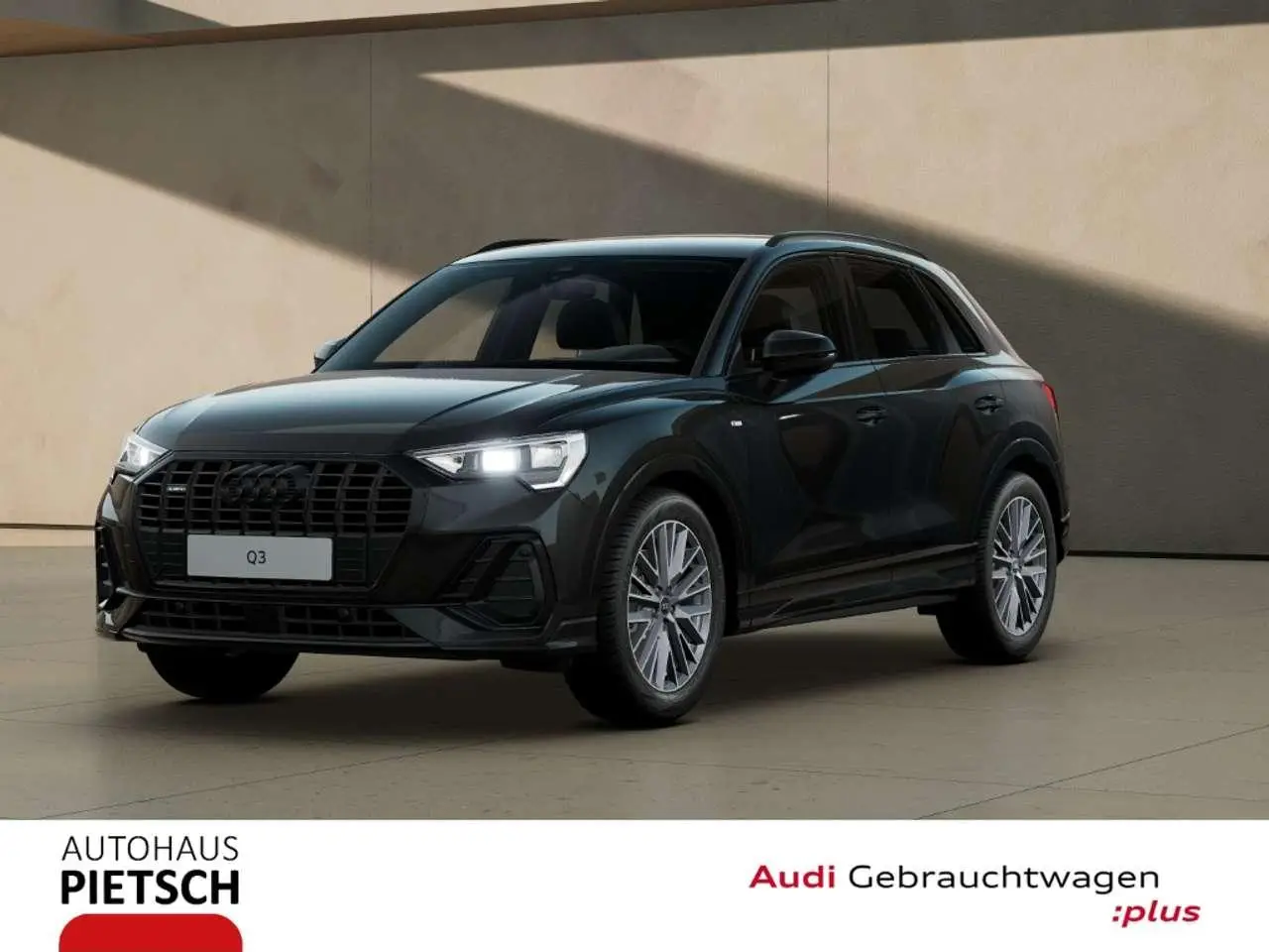 Photo 1 : Audi Q3 2024 Essence