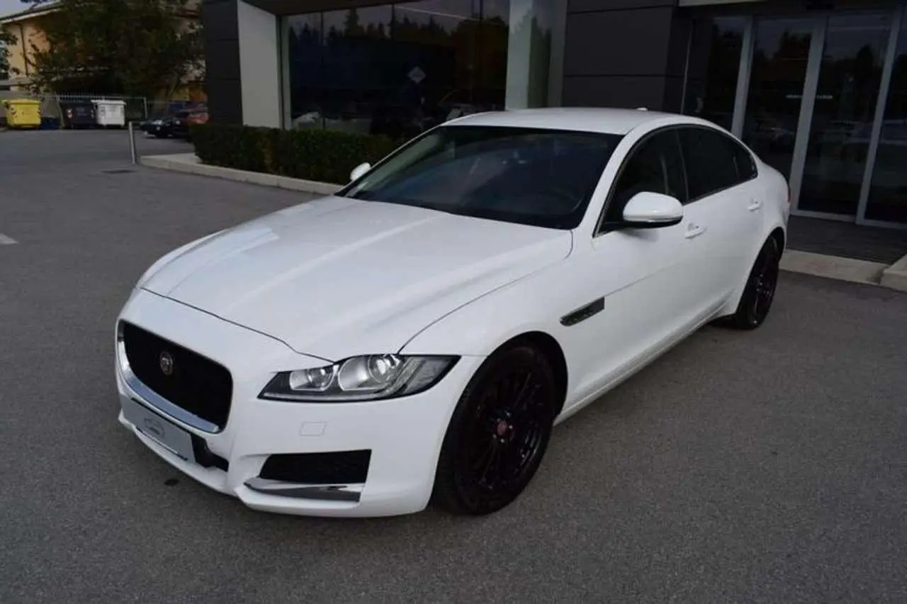 Photo 1 : Jaguar Xf 2016 Diesel