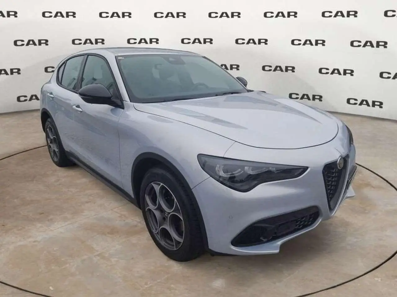 Photo 1 : Alfa Romeo Stelvio 2023 Diesel