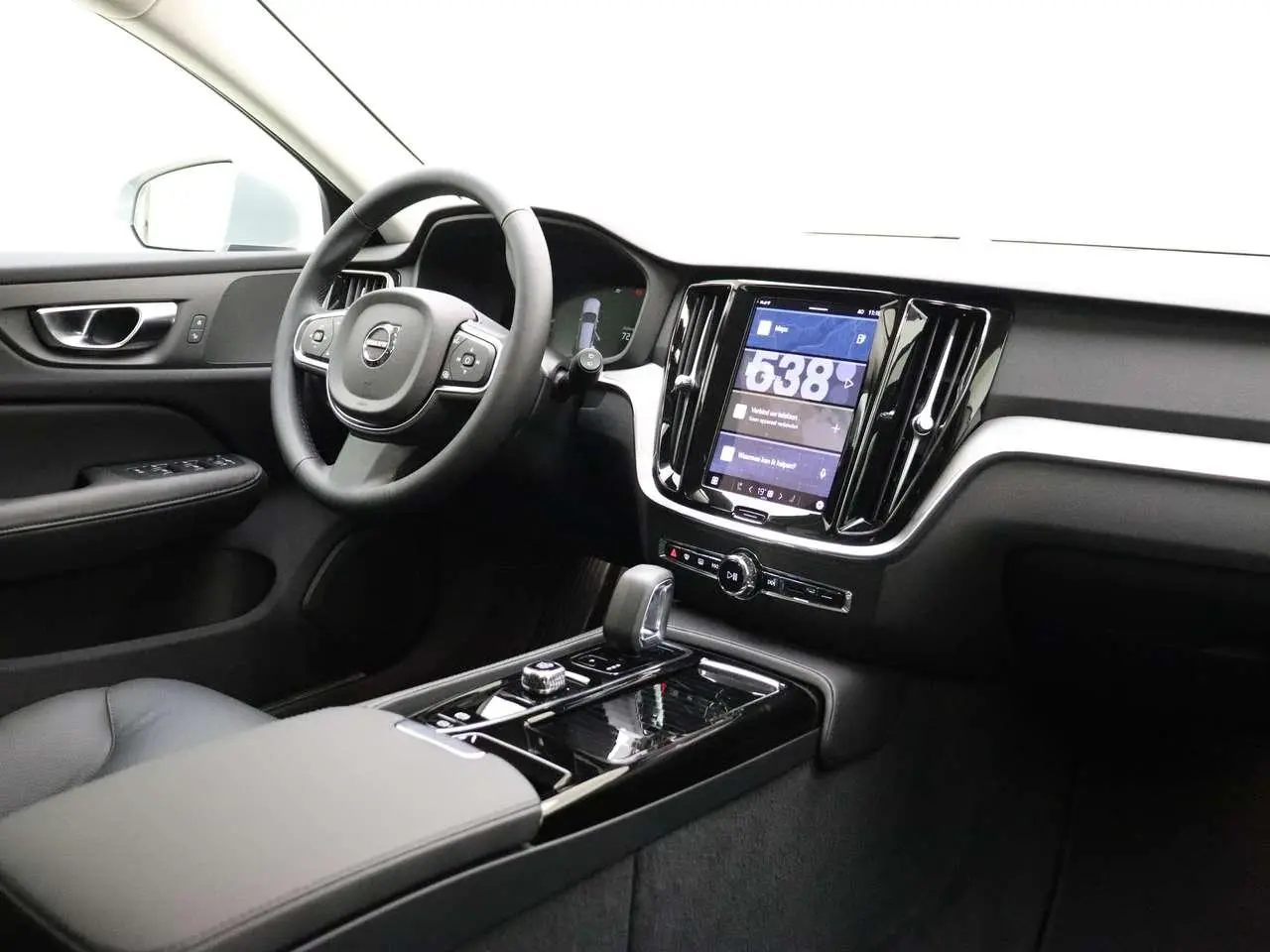 Photo 1 : Volvo V60 2024 Hybrid