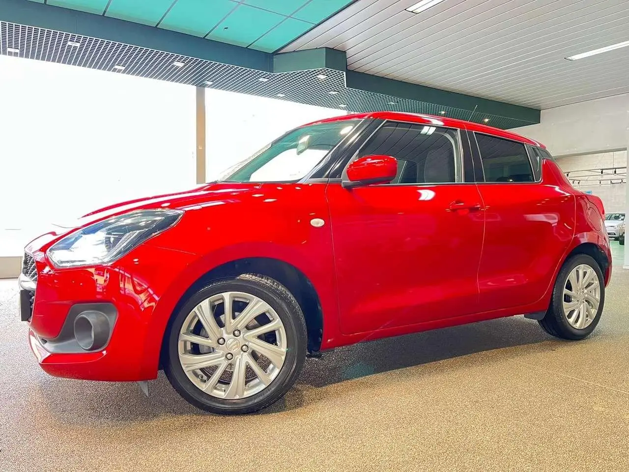 Photo 1 : Suzuki Swift 2020 Hybride