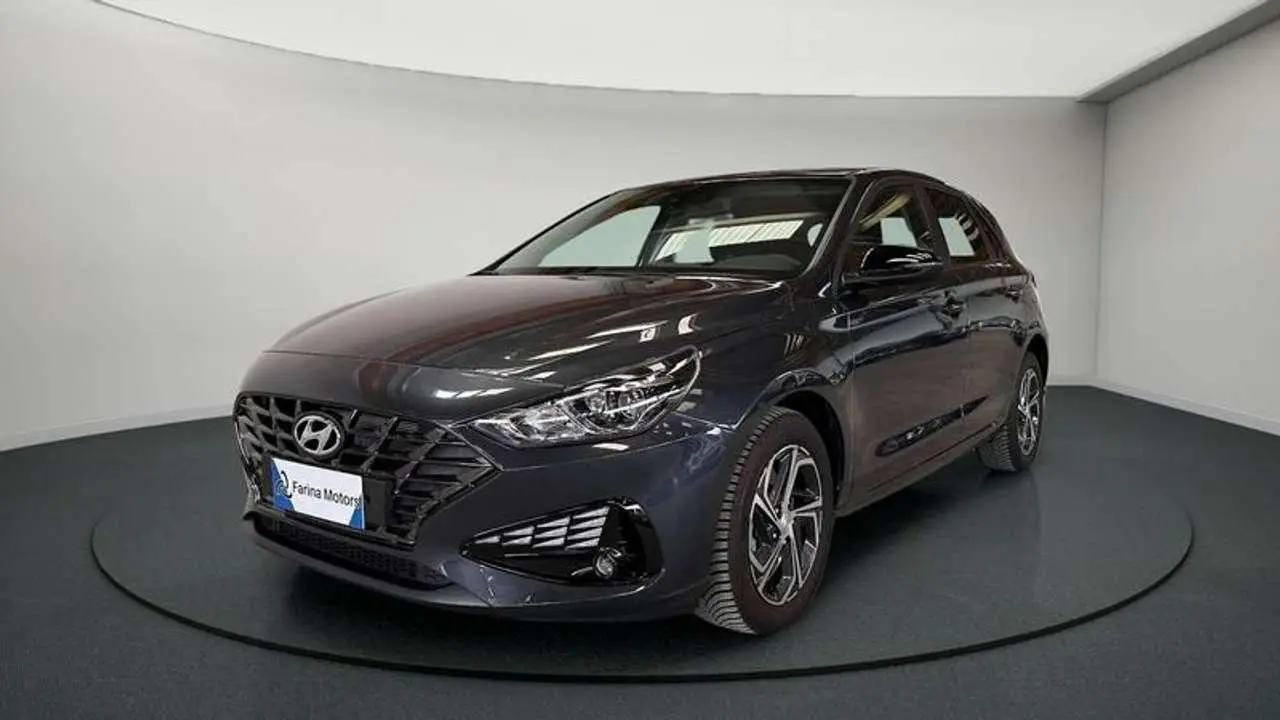 Photo 1 : Hyundai I30 2023 Hybrid