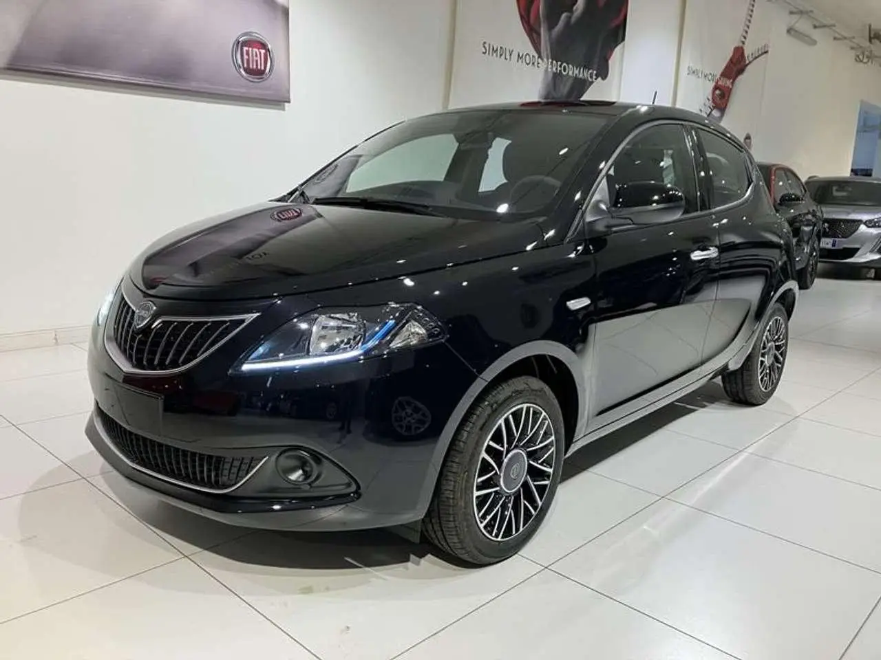 Photo 1 : Lancia Ypsilon 2024 GPL