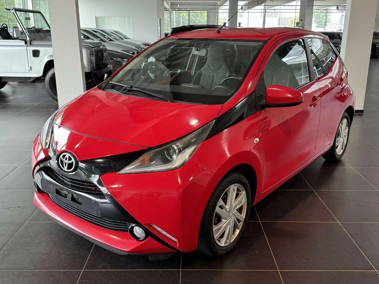 Photo 1 : Toyota Aygo 2016 Petrol