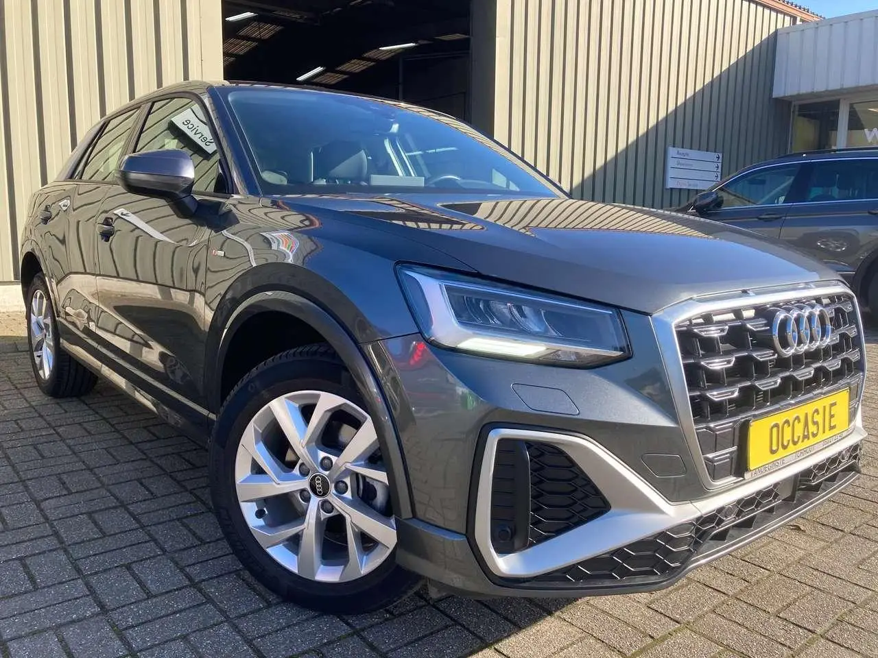 Photo 1 : Audi Q2 2021 Petrol