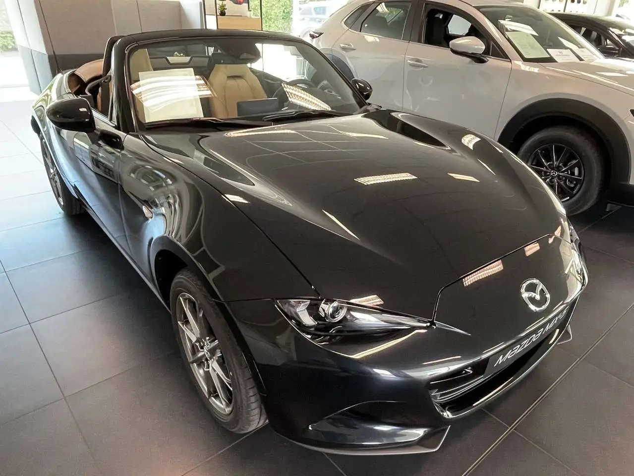 Photo 1 : Mazda Mx-5 2024 Petrol