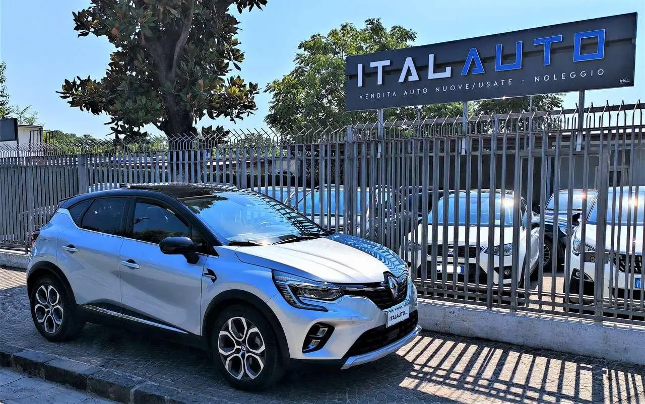 Photo 1 : Renault Captur 2023 LPG