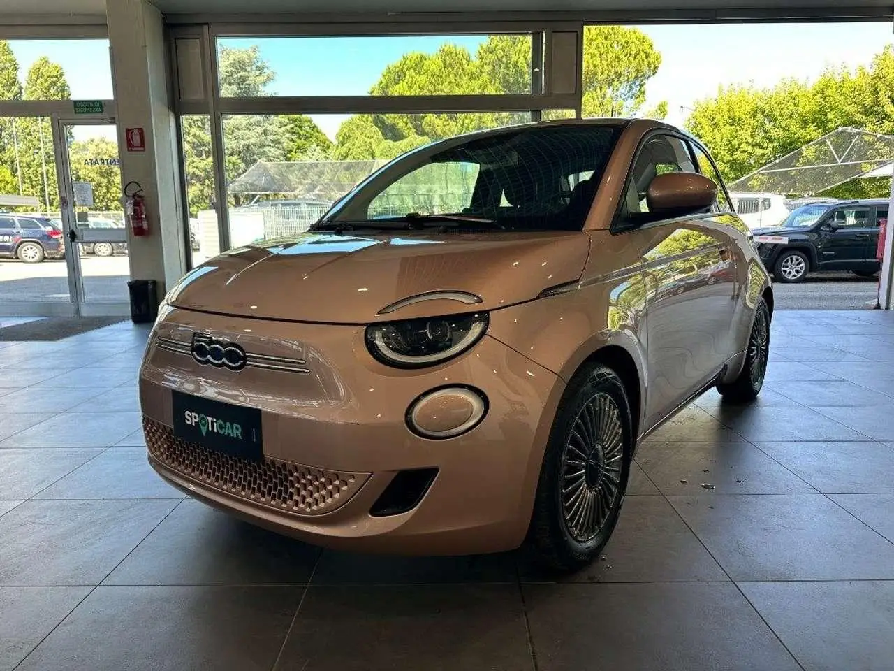 Photo 1 : Fiat 500 2021 Électrique