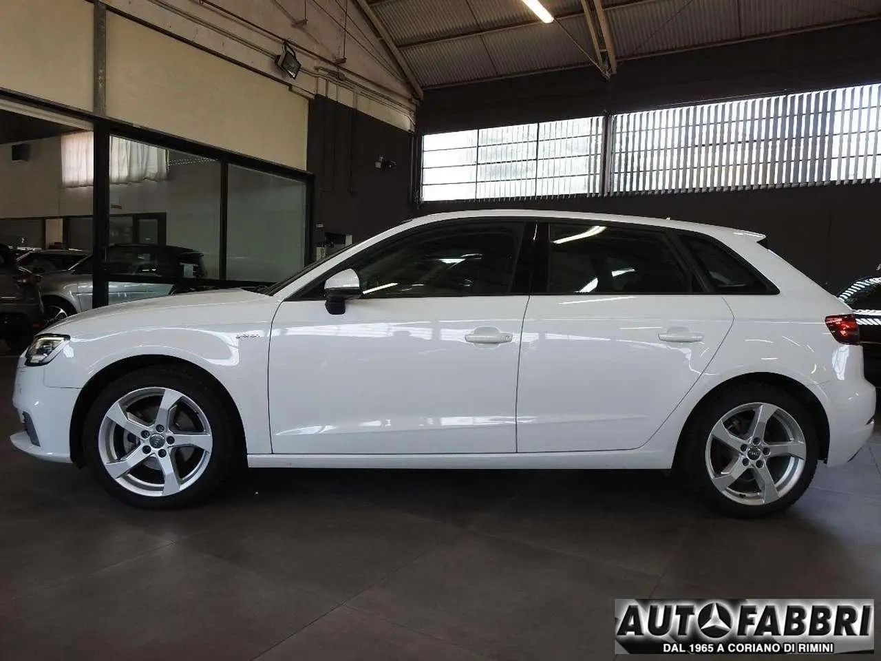 Photo 1 : Audi A3 2016 Others