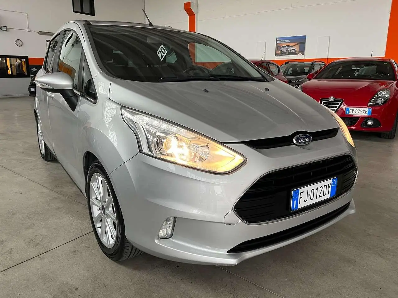 Photo 1 : Ford B-max 2017 LPG