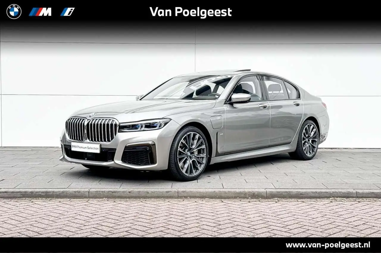 Photo 1 : Bmw Serie 7 2021 Hybrid