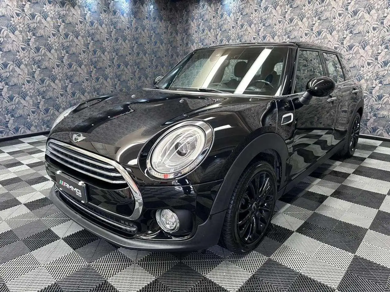 Photo 1 : Mini Cooper 2017 Diesel