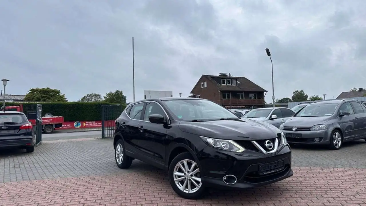 Photo 1 : Nissan Qashqai 2015 Petrol