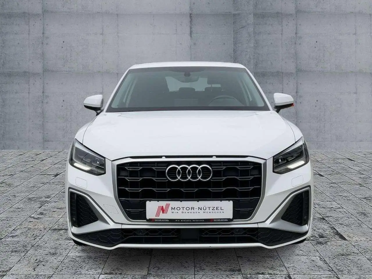 Photo 1 : Audi Q2 2021 Petrol