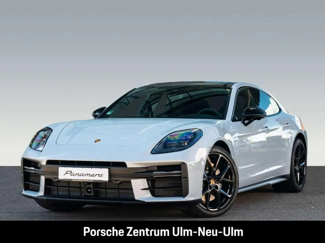 Photo 1 : Porsche Panamera 2024 Hybrid