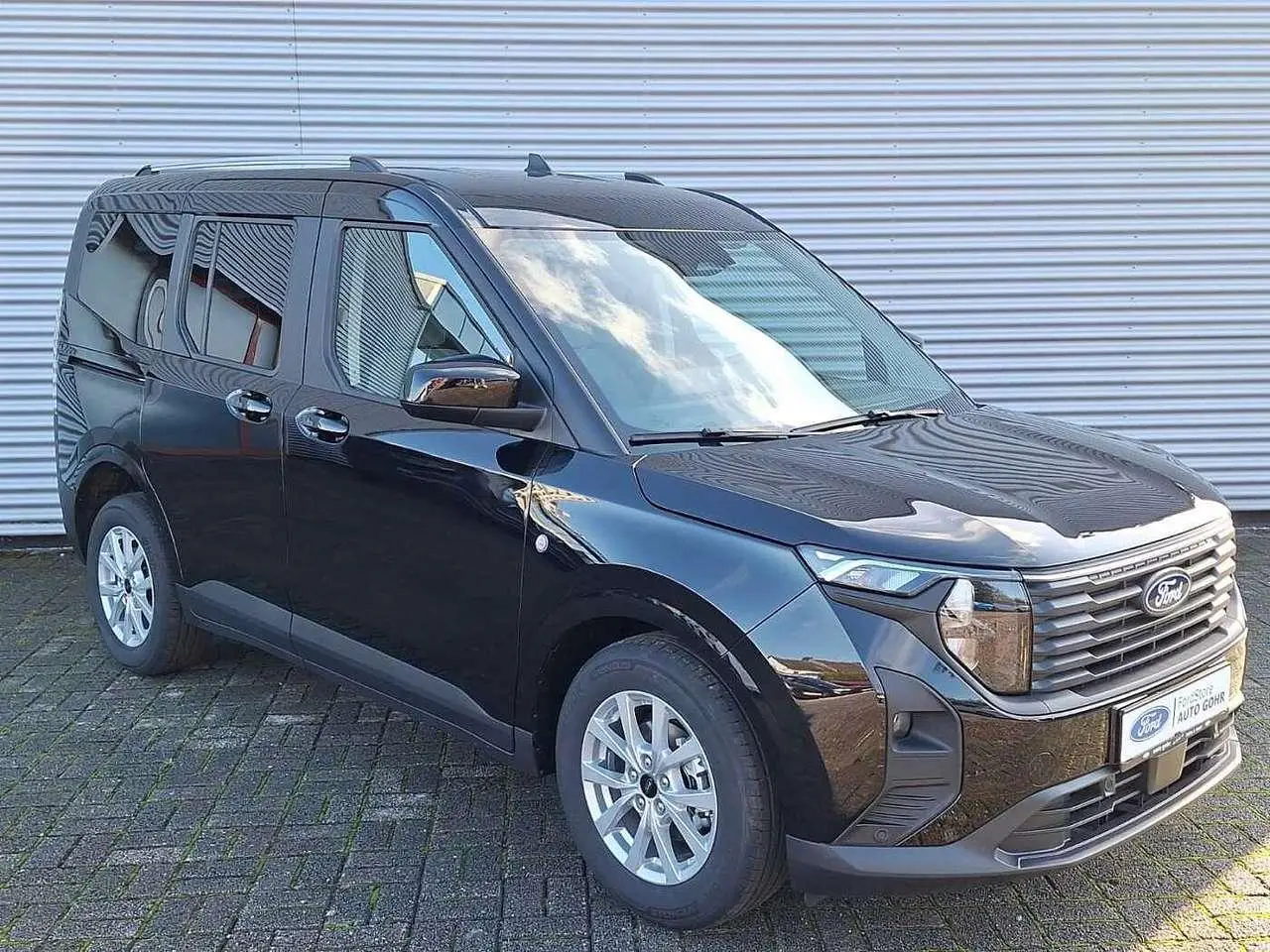 Photo 1 : Ford Tourneo 2024 Essence