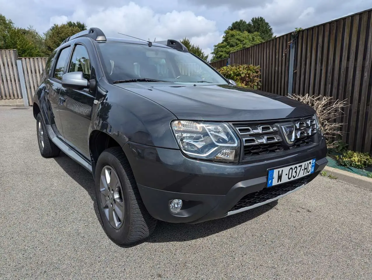 Photo 1 : Dacia Duster 2015 Petrol