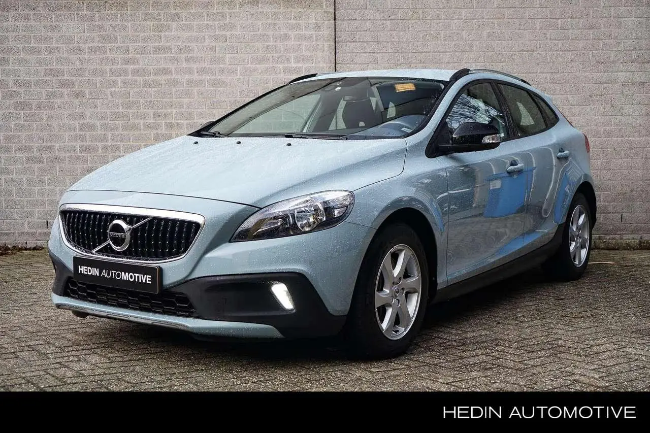 Photo 1 : Volvo V40 2017 Essence