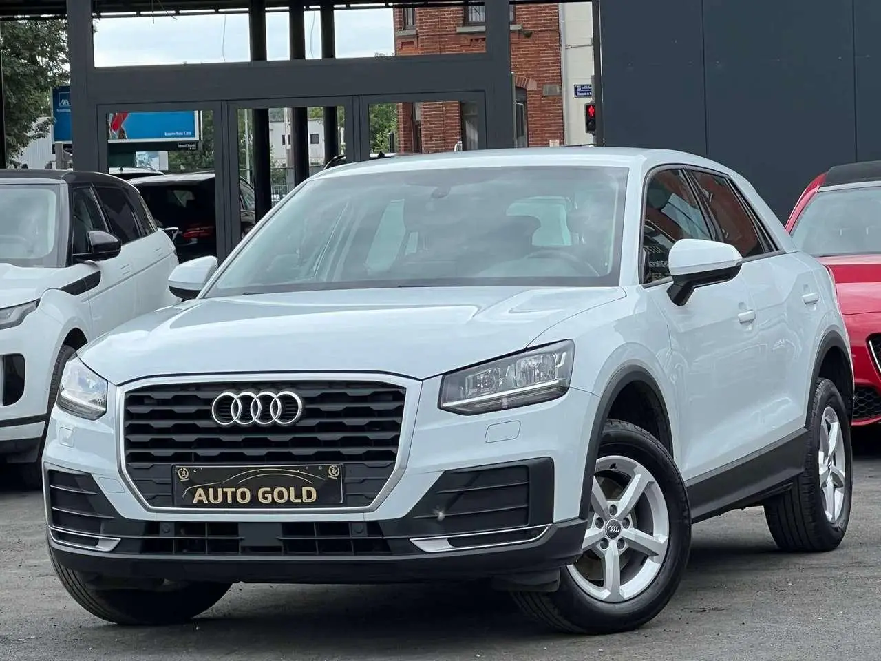 Photo 1 : Audi Q2 2017 Petrol