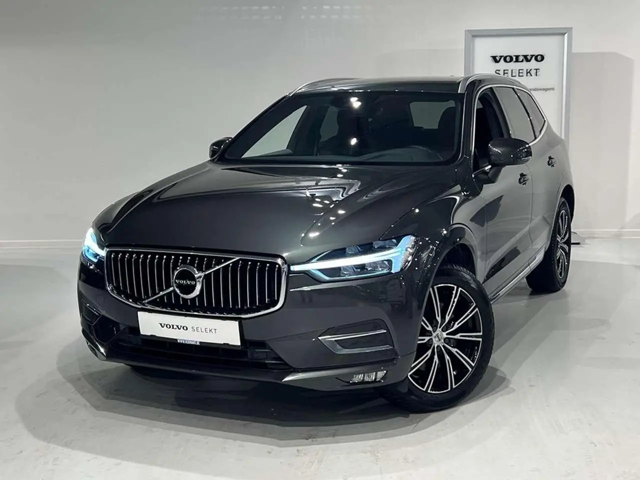 Photo 1 : Volvo Xc60 2020 Diesel