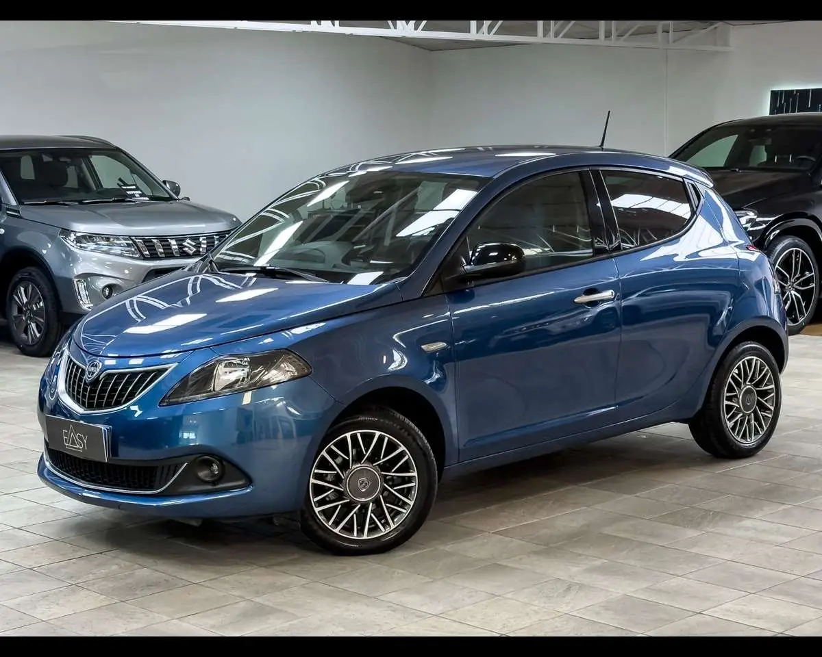 Photo 1 : Lancia Ypsilon 2023 Essence