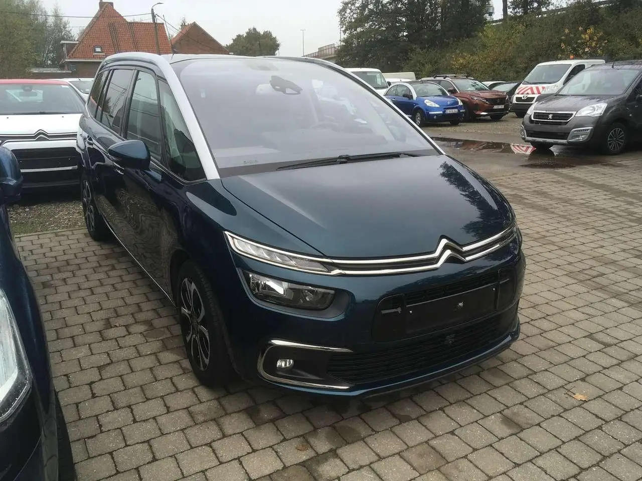 Photo 1 : Citroen C4 2020 Petrol