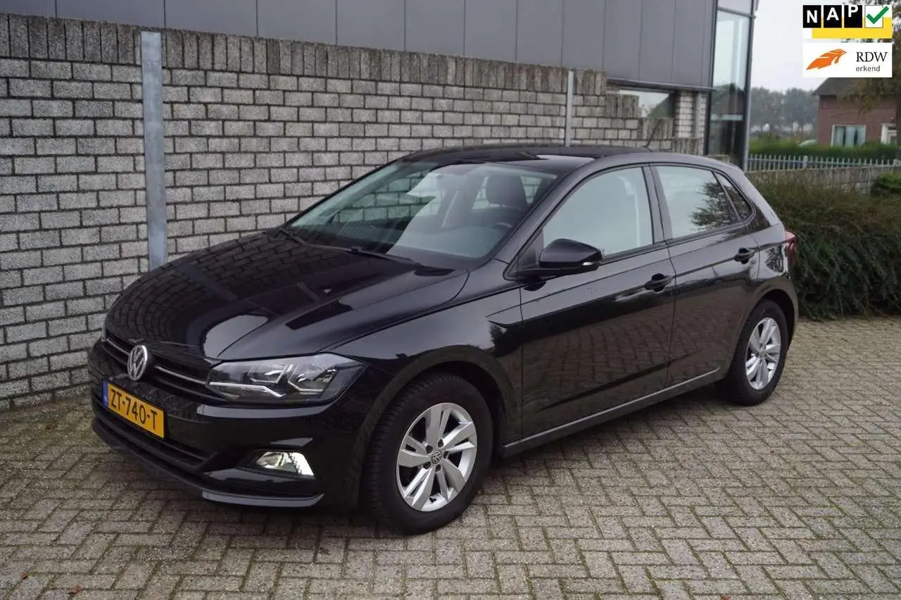 Photo 1 : Volkswagen Polo 2019 Petrol